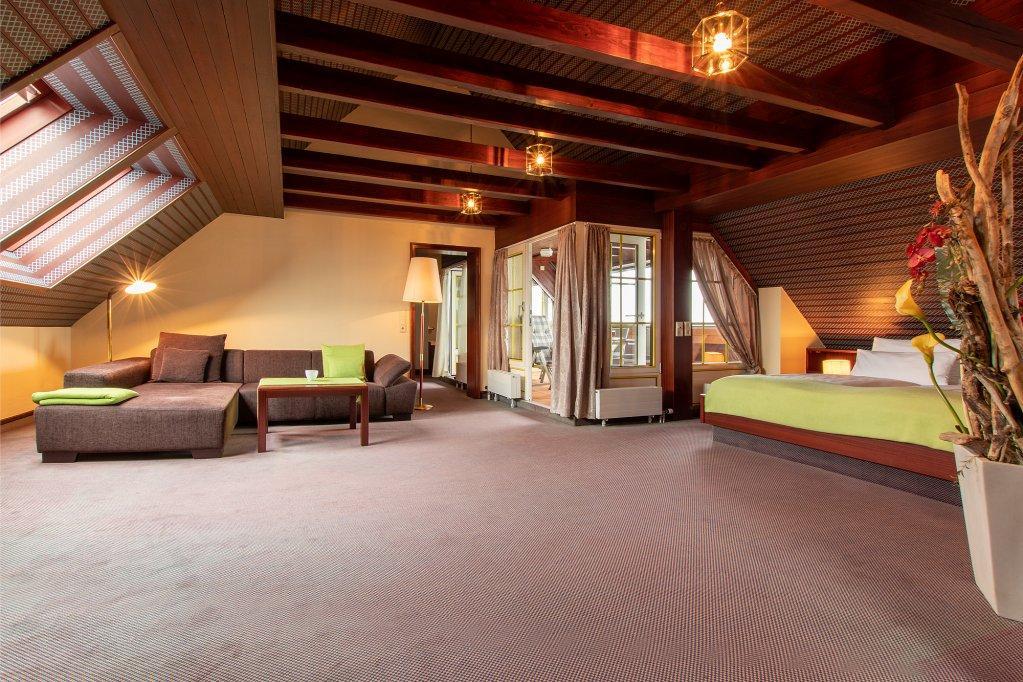Akzent Hotel Loewen Langenargen Exterior photo