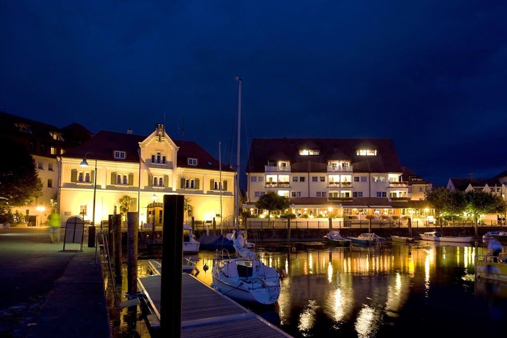 Akzent Hotel Loewen Langenargen Exterior photo