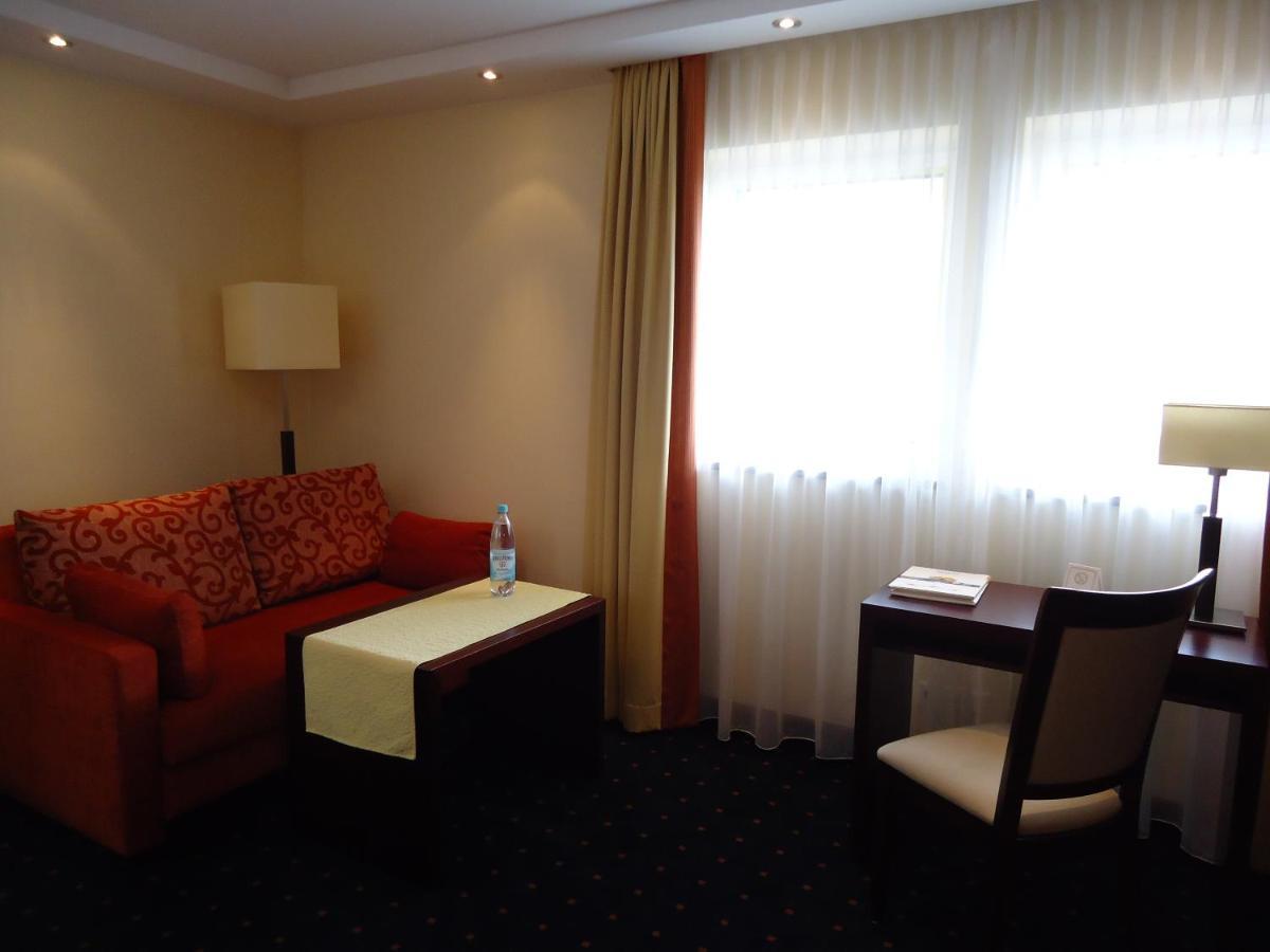 Akzent Hotel Loewen Langenargen Room photo