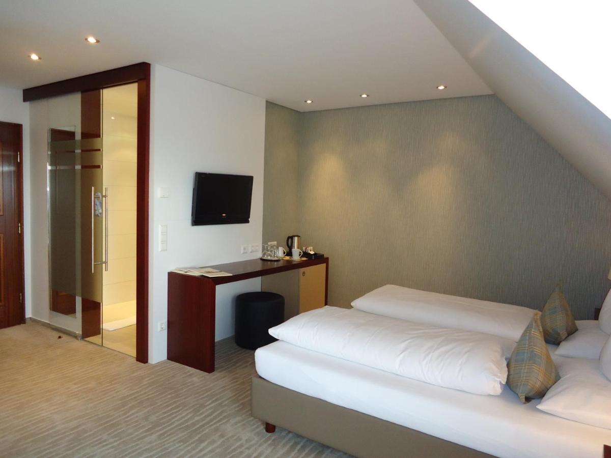 Akzent Hotel Loewen Langenargen Room photo